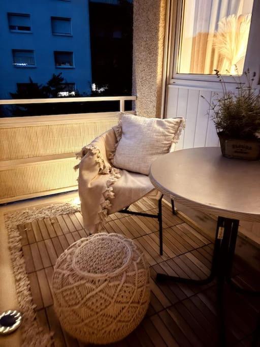 Stylish Studio Apartment With Beautiful Balcony Інґольштадт Екстер'єр фото
